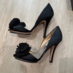 BADGLEY MISCHKA Black Flower Heel